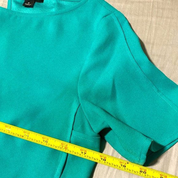 Ann Taylor Teal Triangle Open Back w/ Single Button Closure - Picture 10 of 10
